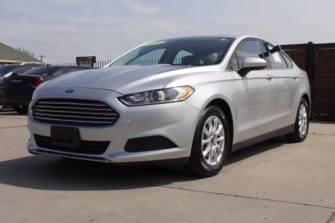 2015 Ford Fusion - 3FA6P0G79FR234032 - Image #1