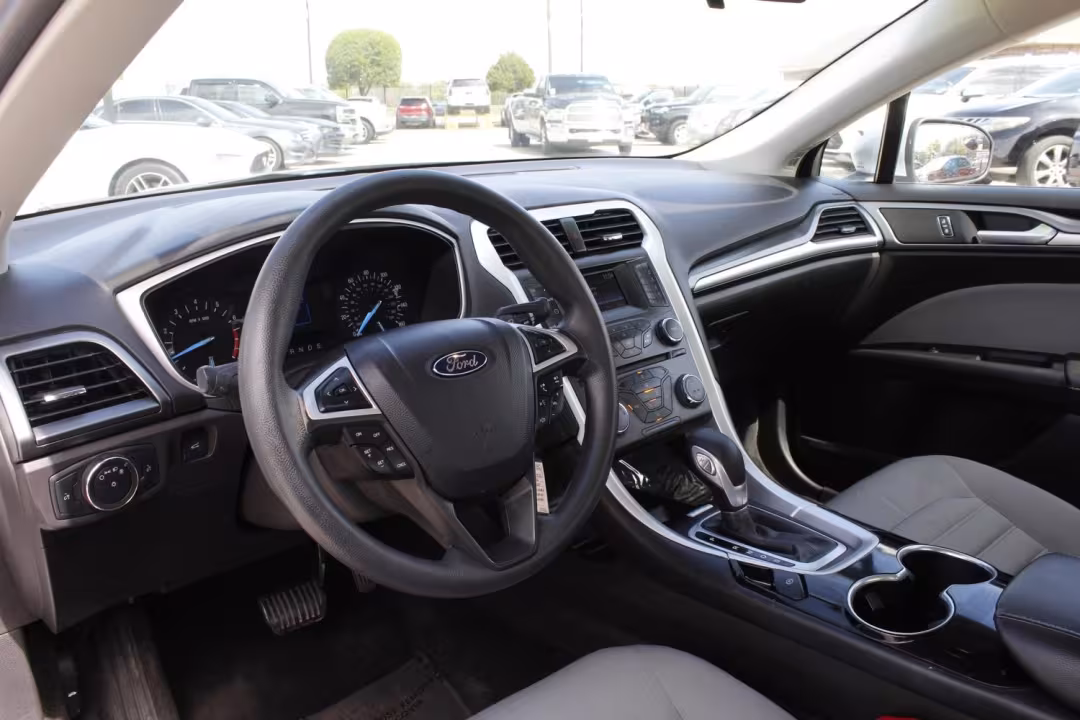 2015 Ford Fusion - 3FA6P0G79FR234032 - Image #10