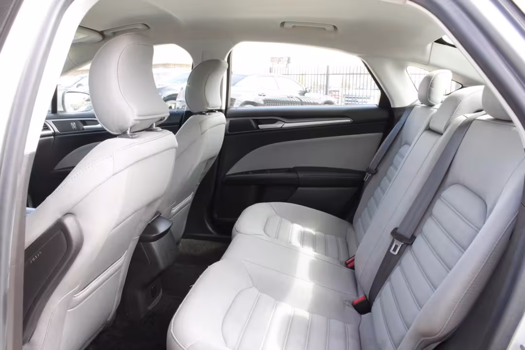 2015 Ford Fusion - 3FA6P0G79FR234032 - Image #11
