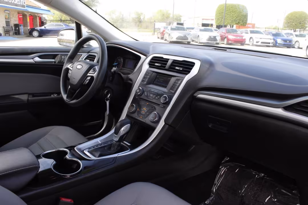 2015 Ford Fusion - 3FA6P0G79FR234032 - Image #12