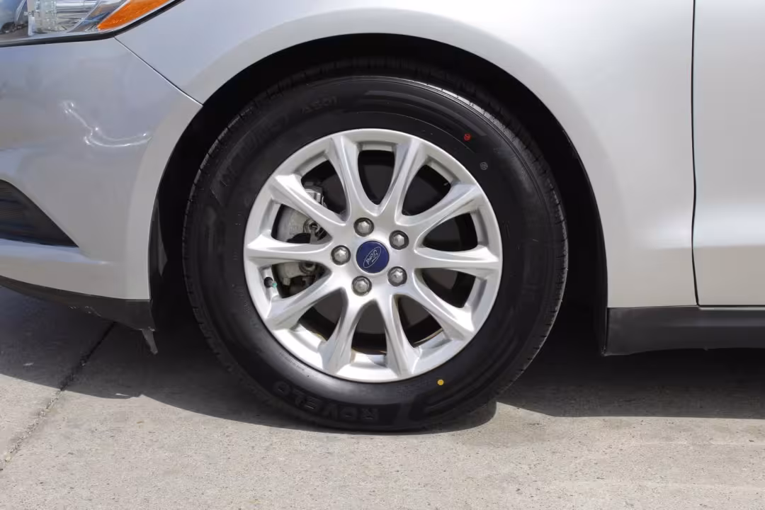 2015 Ford Fusion - 3FA6P0G79FR234032 - Image #3